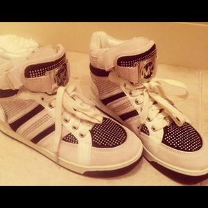 Women’s 9&1/2 Michael Kors high tops
